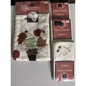 NIP HOME WEAR vintage Leaf With Acorn 52X52 Tablecloth / 12 Napkins BBB